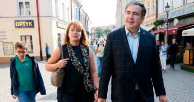 Жена Саакашвили отреагировала на появление любовницы у своего мужа