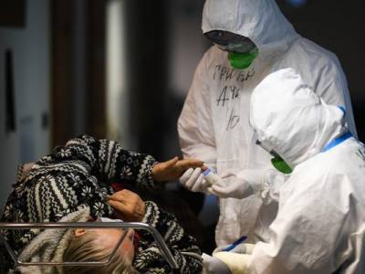В России растет смертность от коронавируса — 929 человек за сутки