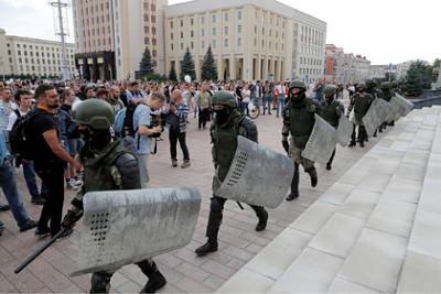 В Белоруссии участникам массовых протестов предложили явиться с повинной
