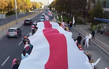 Видеофакт: Мощный марш в поддержку забастовки в Беларуси