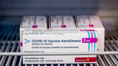 Франция «украла» 5 млн доз вакцины AstraZeneca, предназначенных для Великобритании