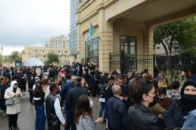 В азербайджанских вузах налажены системы проверки COVID-сертификатов у студентов
