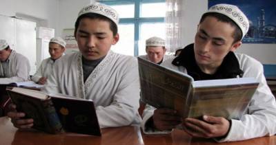 В Таджикистане ужесточают наказание за незаконное осуществление религиозного образования