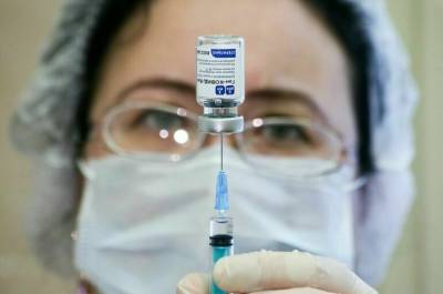 В Удмуртии ввели обязательную вакцинацию для сотрудников ряда сфер