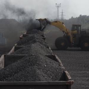 В Европе цена на уголь впервые поднялась выше 300 долларов
