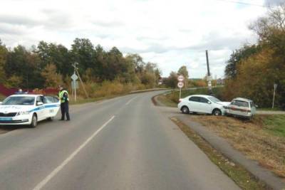 При столкновении двух легковушек в Мичуринском районе пострадал один из водителей - tambov.mk.ru - Орел - Тамбов - район Мичуринский