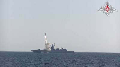 Первая залповая стрельба ракетами «Циркон» с фрегата «Адмирал Горшков»