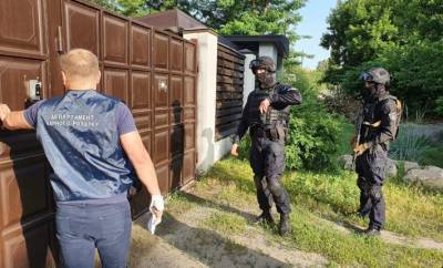 На Киевщине поймали банду, которая украла товаров на 7 миллионов