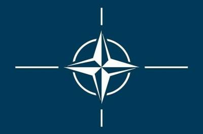 НАТО лишила аккредитации восемь сотрудников российского представительства при альянсе