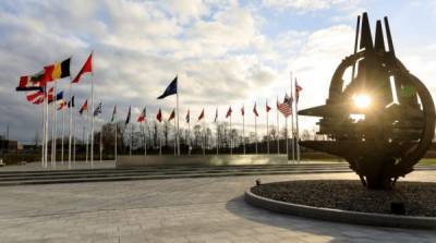 НАТО сокращает российскую миссию при альянсе