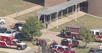 В школе Техаса ученик открыл стрельбу после драки в классе, есть жертвы (фото, видео)