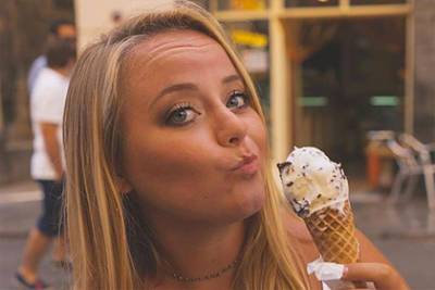 Американка съела веганское мороженое в отпуске и чуть не умерла