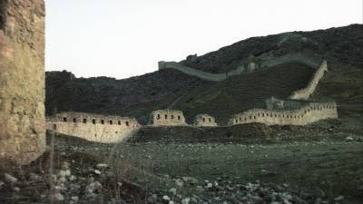 Стена крепости имама Шамиля обрушилась из-за дождей в дагестанском Гунибе