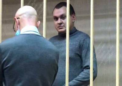 Блогеру Хованскому на месяц продлили срок содержания в СИЗО
