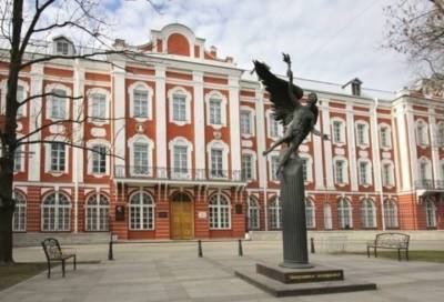 СПбГУ отстранил первого замдекана, который раскритиковал студентов-волонтеров