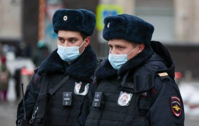 В Москве задержали троих приезжих, жестоко избивших мужчину в метро