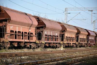 Погрузка цемента на железной дороге в Новосибирской области в сентябре увеличилась почти в 1,5 раза