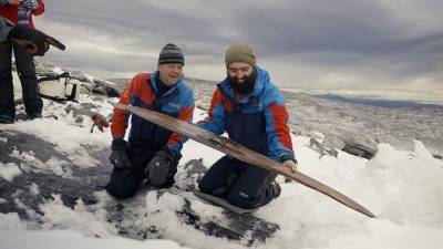 В Норвегии обнаружили древние лыжи возрастом 1300 лет