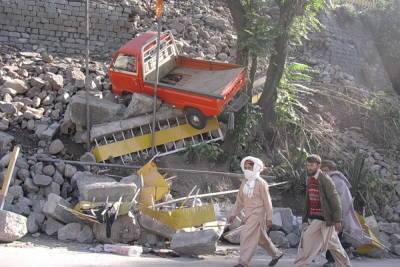 Мощное землетрясение в Пакистане унесло жизни минимум 20 человек