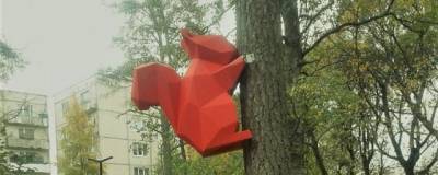 В парке Каменногорска появились полигонные скульптуры животных и «умное» освещение