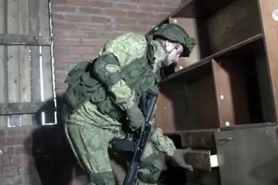 Роман Бессмертный - Российские военные применили заминированный «Умный дом» на учениях - lenta.ru