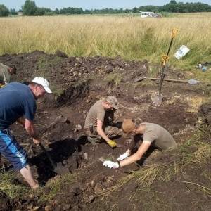 Во Львовской области нашли братскую могилу воинов УПА. Фото