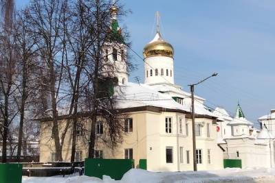 Гидрометцентр обещает зимнюю температуру в России около и выше нормы