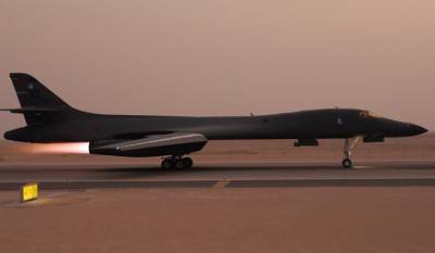 США перебросили в Великобританию четыре бомбардировщика B-1B