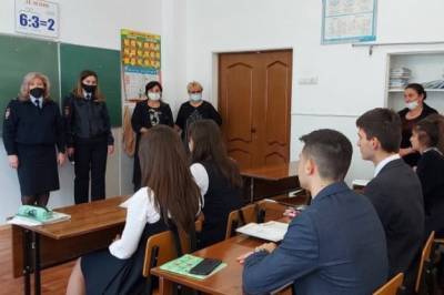Полиция Северной Осетии проводит мероприятия из-за рассылок о планах нападения на школу