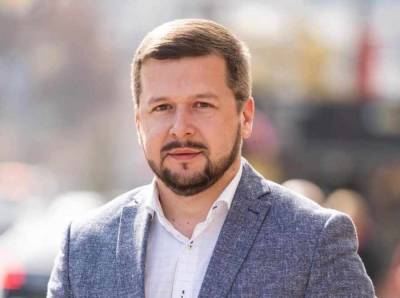 Оппозиционного депутата киевского горсовета избили футбольные фанаты