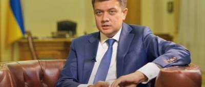 Разумков ответил на вопрос о Зеленском и «конвертах за голосование»