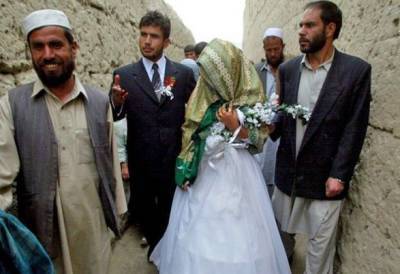 Талибы запретили афганцам слушать живую музыку на свадьбах - СМИ