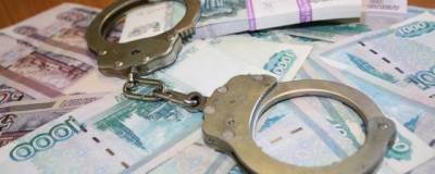 В Соль-Илецке Оренбуржья полицейского обвиняют в получении взятки в 200 тысяч рублей