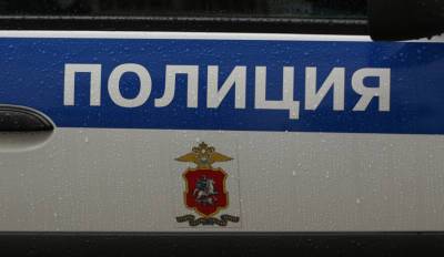 В Петербурге нашли тело женщины, после того, как в ее квартиру пришли таможенники