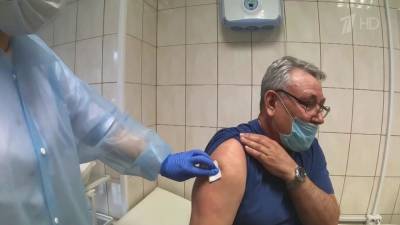 В России за последние сутки выявлено 27 550 новых случаев коронавируса