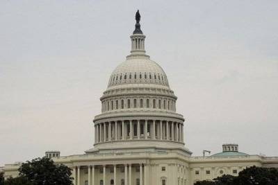 В Сенате США договорились о «временном перемирии». Дефолт переносится
