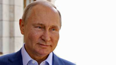 Владимира Путина поздравляют с днем рождения