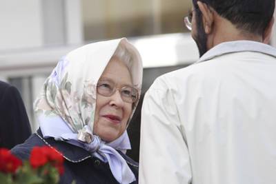Елизавета II - шейх Мохаммед - Эмир Дубая взломал телефон бывшей жены и подставил королеву Елизавету II - lenta.ru - Англия - Лондон