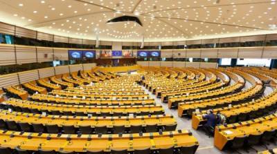 Сближение Белоруссии с Россией взволновало Европарламент