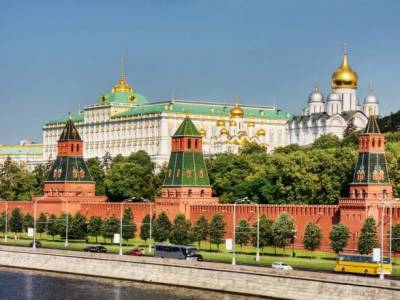 В Кремле заявили, что офисы президентов России и Украины "не договорились" по повестке встречи Путина и Зеленского