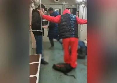 Избившим пассажира в московском метро грозит до 15 лет колонии