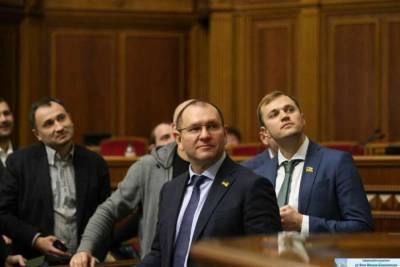 Бывший «слуга народа» призвал Киев признать право крымчан войти в состав РФ