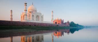 МВД: Индия возобновит прием туристов с 15 октября
