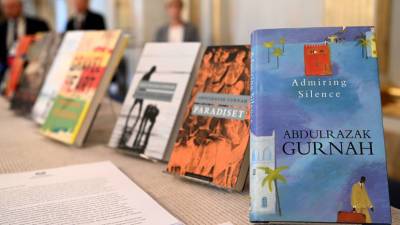 «За сострадательный анализ последствий колониализма»: лауреатом Нобелевской премии по литературе стал Абдулразак Гурна