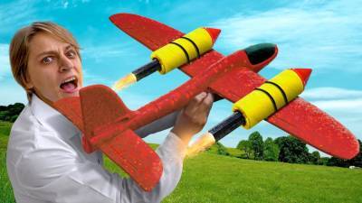 Запуск игрушечного самолетика с ракетами: Эксперименты - techno.bigmir.net