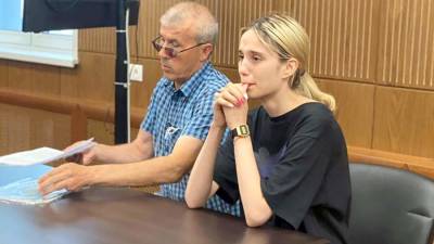 Сбившей в Москве троих детей студентке продлили арест