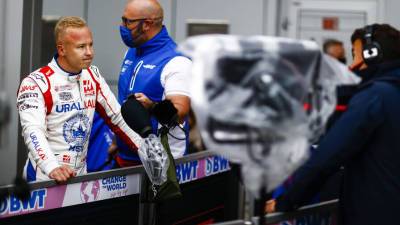Никита Мазепин объяснил свое преимущество над Миком Шумахером в пятничных тренировках