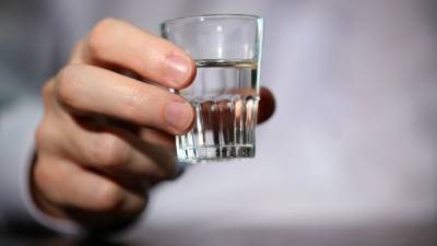 В Оренбургской области от отравления алкоголем за сутки умерли 10 человек