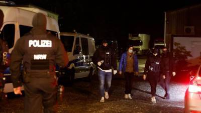 Полиция накрыла террористическую сеть: многие ее члены приехали в Германию в качестве беженцев