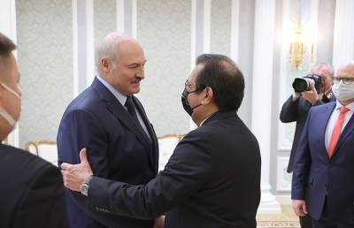 Брат Уго Чавеса в Минске: встреча с Лукашенко и парламентариями. Как изменятся отношения Беларуси и Венесуэлы?